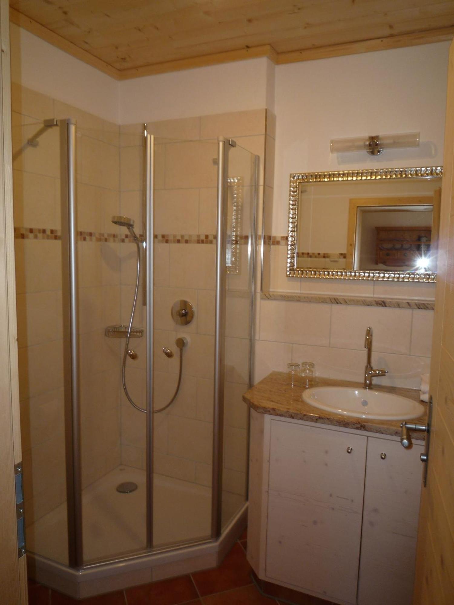 Gaestehaus Johanna Bad Wiessee Szoba fotó
